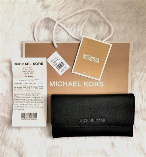 michael kors return policy explained.